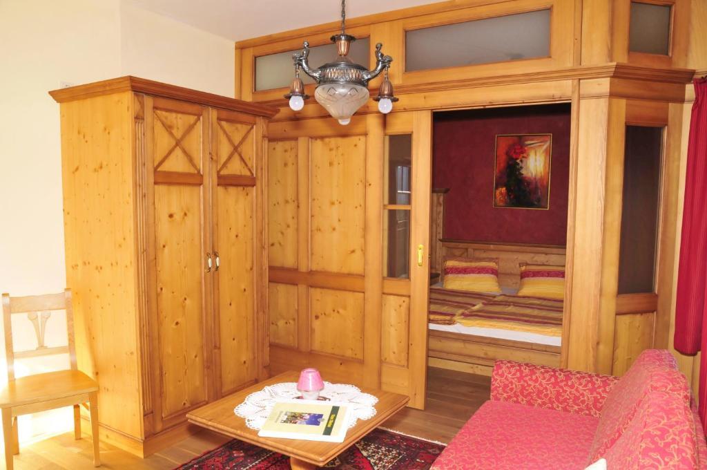Gaestehaus Turm Wachau Weissenkirchen in der Wachau Habitación foto